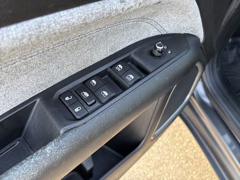 Certified 2022 Jeep Compass Latitude FWD image 16