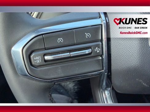 New 2026 GMC Canyon Elevation w/ Convenience Package image 11