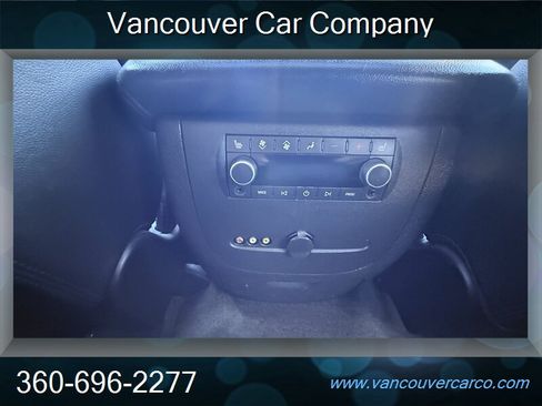 Used 2009 Chevrolet Suburban LT AWD/4WD image 24