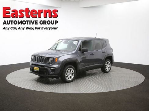 Used 2023 Jeep Renegade Latitude image 55