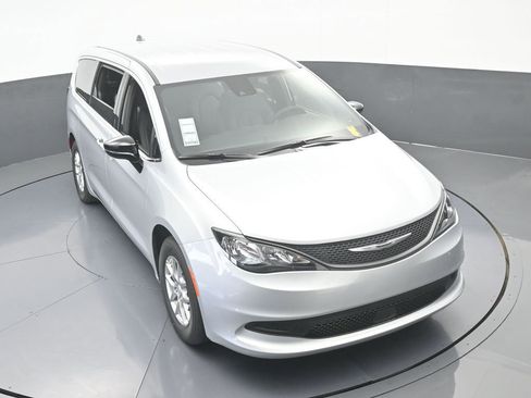 New 2026 Chrysler Voyager LX image 51