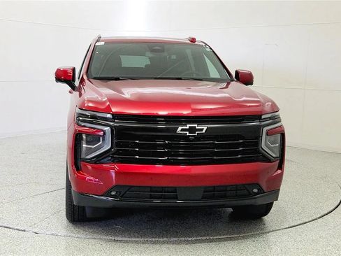 New 2026 Chevrolet Suburban RST w/ Comfort Package AWD/4WD image 2