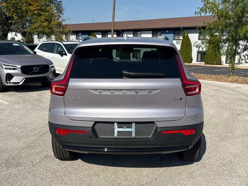 New 2026 Volvo XC40 B5 Plus w/ Climate Package image 6