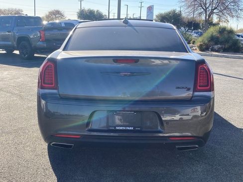 Used 2023 Chrysler 300 S image 6