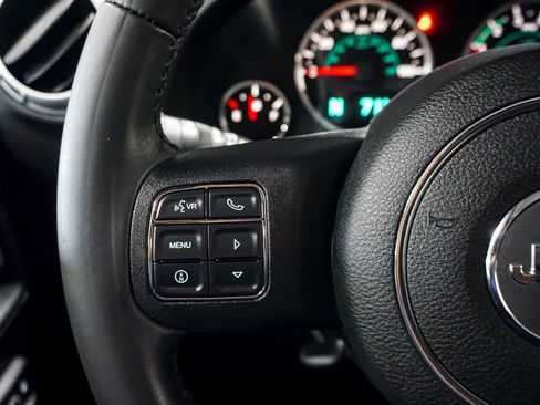 Used 2013 Jeep Wrangler Unlimited Rubicon w/ Connectivity Group AWD/4WD image 47