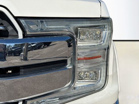 Used 2019 Ford F150 Lariat w/ Equipment Group 502A Luxury image 9