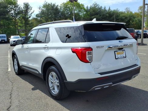 Certified 2023 Ford Explorer XLT w/ Equipment Group 202A AWD/4WD image 4