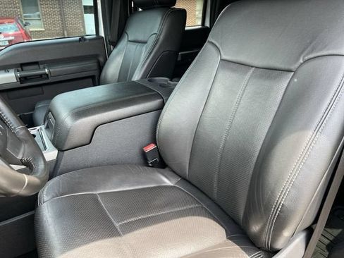 Used 2016 Ford F350 Lariat w/ Lariat Interior Package AWD/4WD image 19