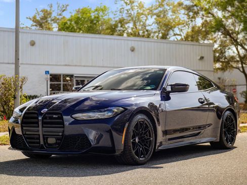 Used 2023 BMW M4 xDrive Competition image 9