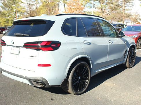 Used 2026 BMW X5 xDrive40i w/ Executive Package image 9