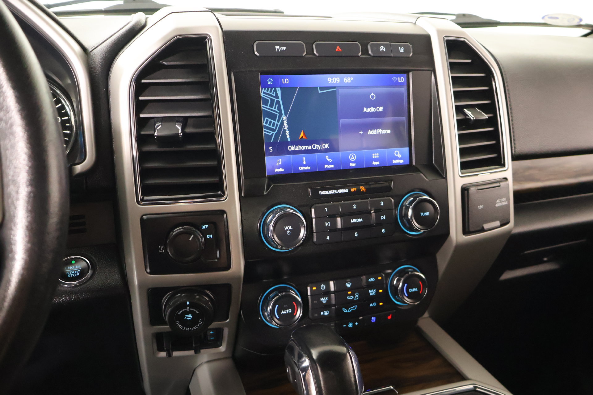 Used 2020 Ford F150 Lariat RWD image 6