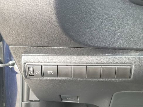 Used 2024 Toyota Corolla SE image 30