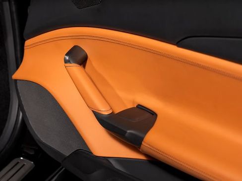 Used 2018 Ferrari 488 Spider RWD image 65