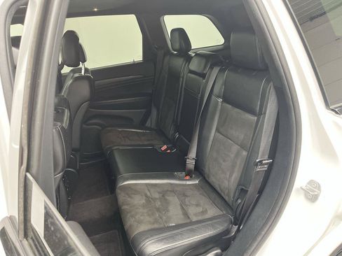 Used 2019 Jeep Grand Cherokee Altitude AWD/4WD image 12