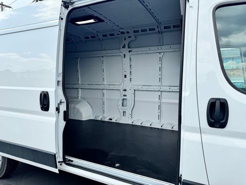 New 2026 RAM ProMaster 3500 w/ Quick Order Package 22G SLT FWD image 12