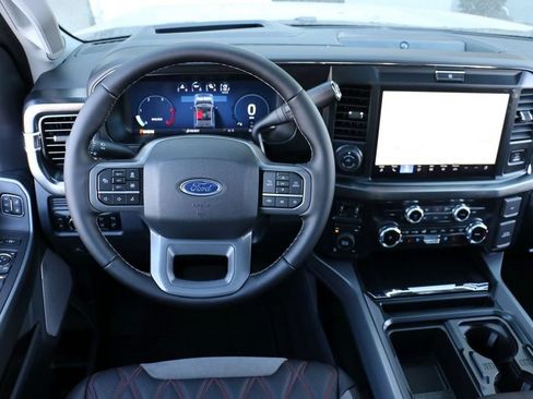 New 2026 Ford F250 Lariat w/ Black Appearance Package AWD/4WD image 28