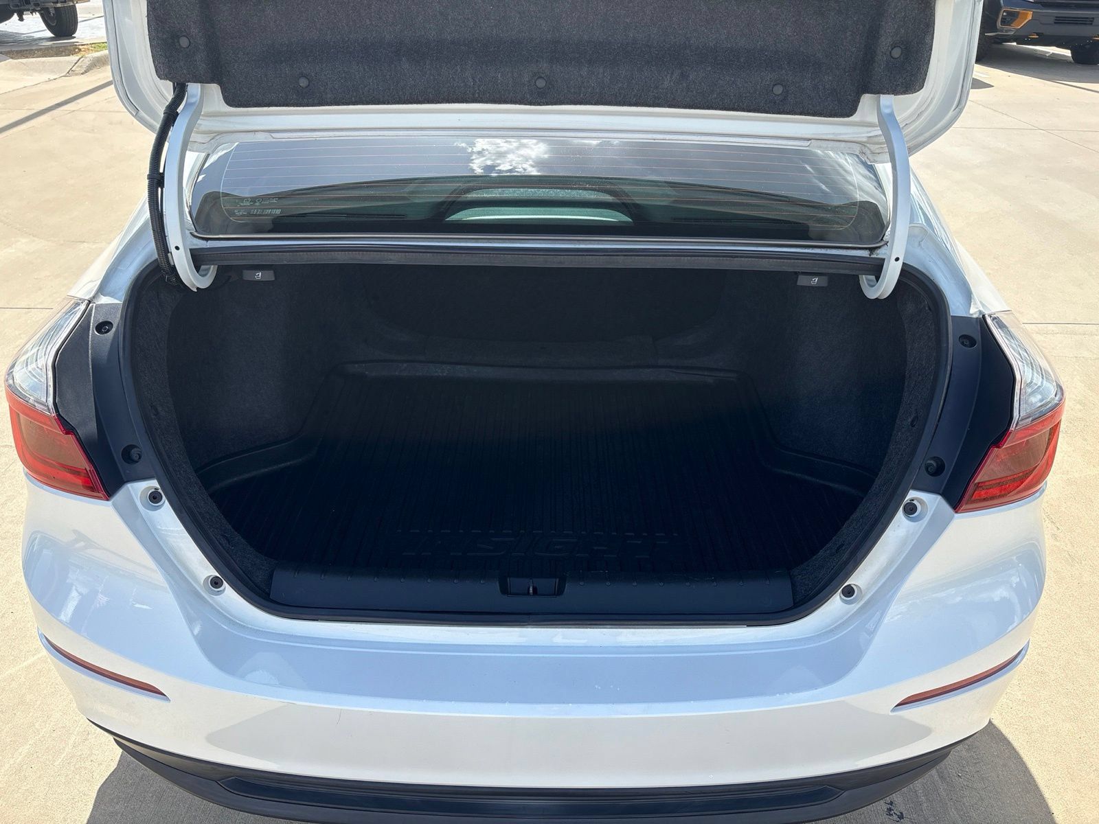 Used 2022 Honda Insight EX image 5