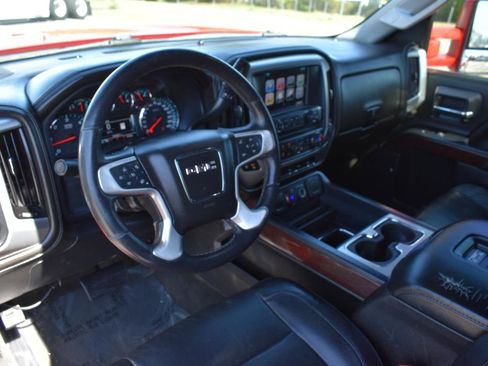 Used 2017 GMC Sierra 1500 SLT w/ Max Trailering Package image 9