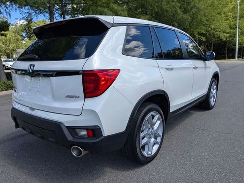 Certified 2024 Honda Passport EX-L image 8