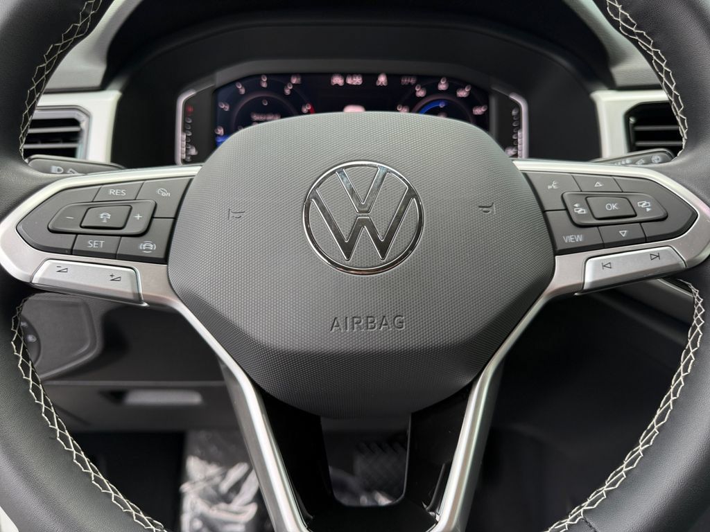 Used 2023 Volkswagen Atlas SE AWD/4WD image 21