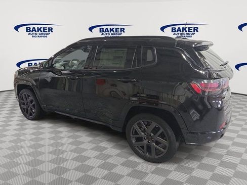 New 2025 Jeep Compass Limited w/ High Altitude Package AWD/4WD image 4