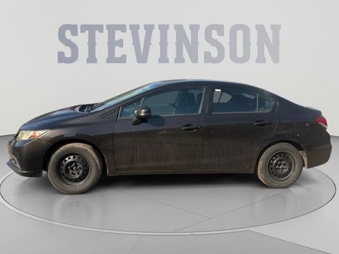 Used 2013 Honda Civic LX image 2