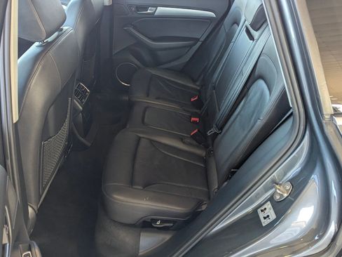 Used 2016 Audi Q5 2.0T Premium Plus w/ Technology Package image 14