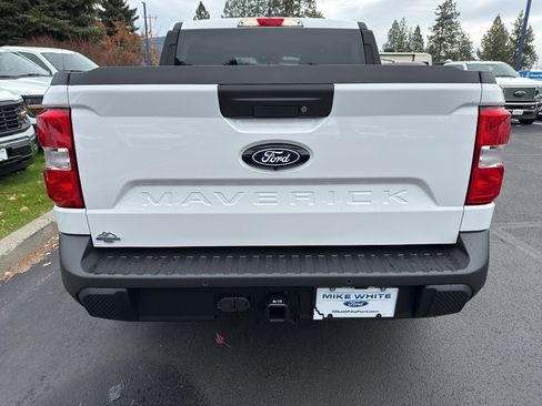 New 2025 Ford Maverick XLT w/ XLT Luxury Package image 5