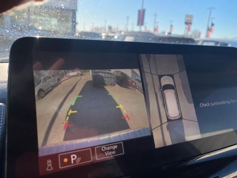 Used 2024 INFINITI QX80 Luxe image 11