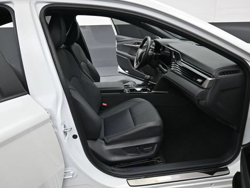 Certified 2025 Toyota Camry XSE FWD image 32