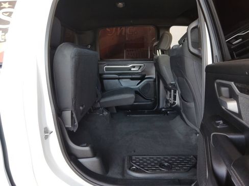 Used 2020 RAM 1500 Lone Star RWD image 17