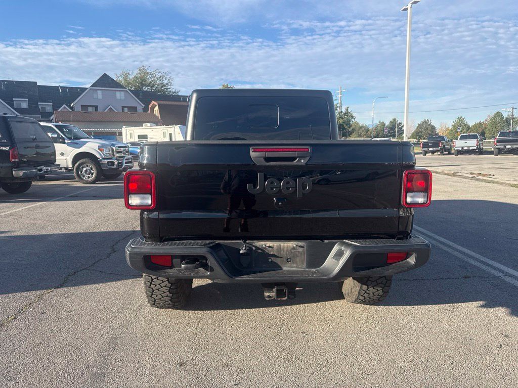 Used 2022 Jeep Gladiator Sport AWD/4WD image 12