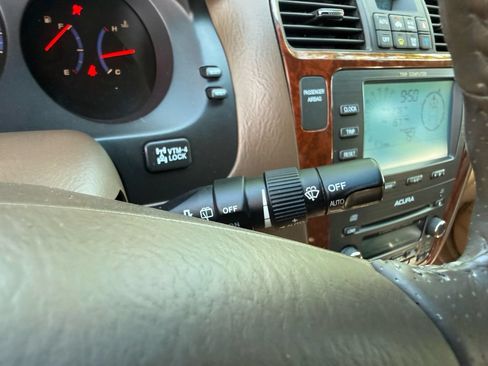 Used 2005 Acura MDX Touring AWD/4WD image 26