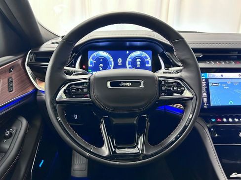 New 2026 Jeep Grand Cherokee L Summit AWD/4WD image 9