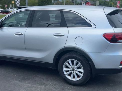 Used 2019 Kia Sorento L image 6