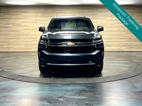 Used 2022 Chevrolet Suburban LT w/ LT Signature Package AWD/4WD image 9