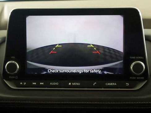 Used 2023 Nissan Rogue SV AWD/4WD image 36