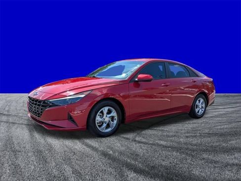 Used 2022 Hyundai Elantra SE FWD image 8