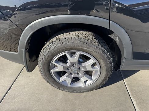 Used 2022 Honda Passport TrailSport image 14