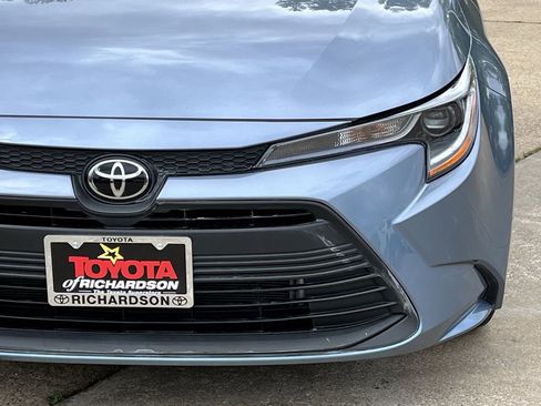 Used 2026 Toyota Corolla LE FWD image 8