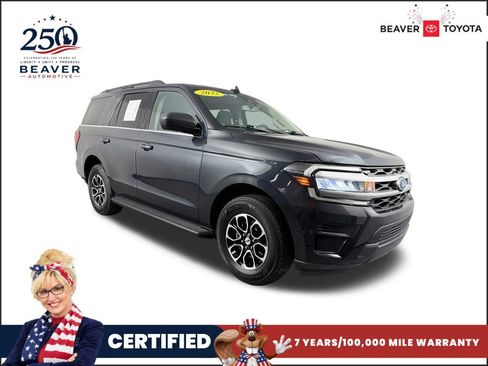 Used 2022 Ford Expedition XLT RWD image 1