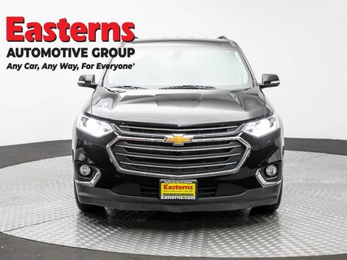 Used 2020 Chevrolet Traverse LT AWD/4WD image 2
