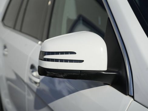 Used 2017 Mercedes-Benz GLS 450 4MATIC image 9