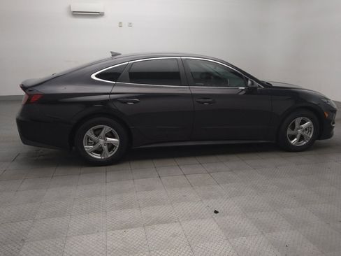 Used 2023 Hyundai Sonata SE w/ Preferred Accessory Package FWD image 10