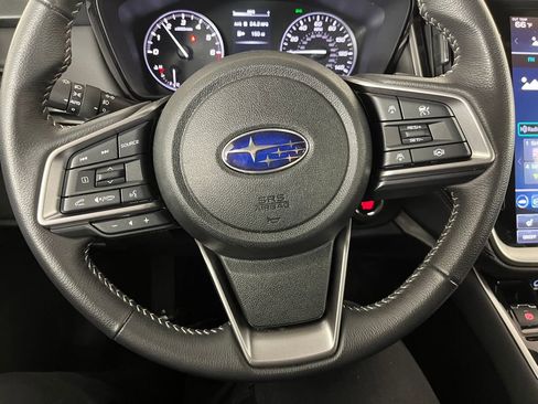 Used 2024 Subaru Outback Premium AWD/4WD image 23