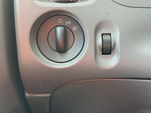 Used 2007 Ford Ranger STX image 11