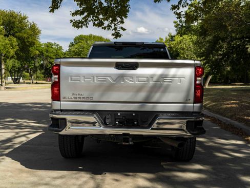 Used 2020 Chevrolet Silverado 2500 LT w/ Texas Edition RWD image 8