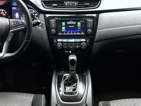 Used 2019 Nissan Rogue SV w/ Sun & Sound Touring Package AWD/4WD image 13