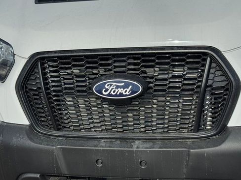 New 2026 Ford Transit 250 148 Medium Roof image 5