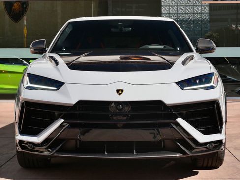 Used 2024 Lamborghini Urus Performante image 5